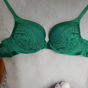 Victoria's Secret Very Sexy Push-Up Bra